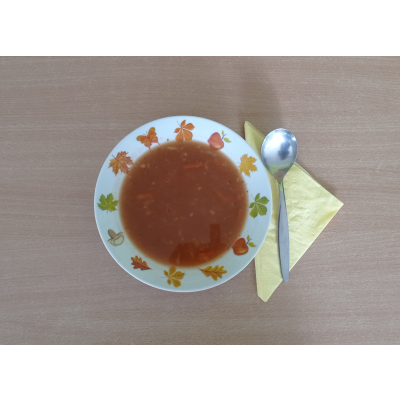 Rajčatová polévka s ovesnými vločkami